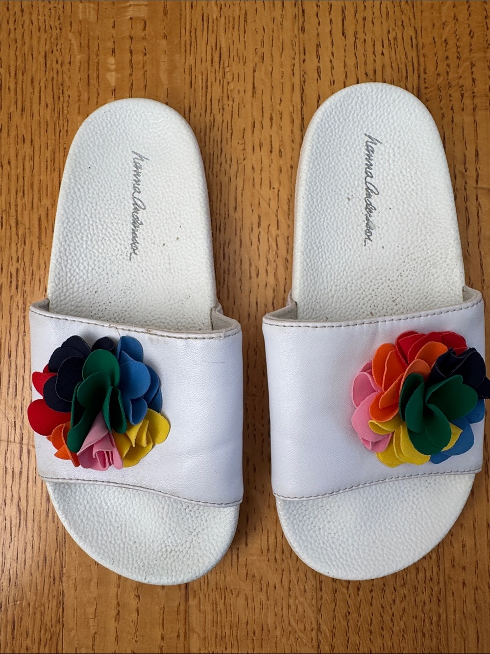 Hanna Andersson White Slide Sandals with Multicolor Flower Accents